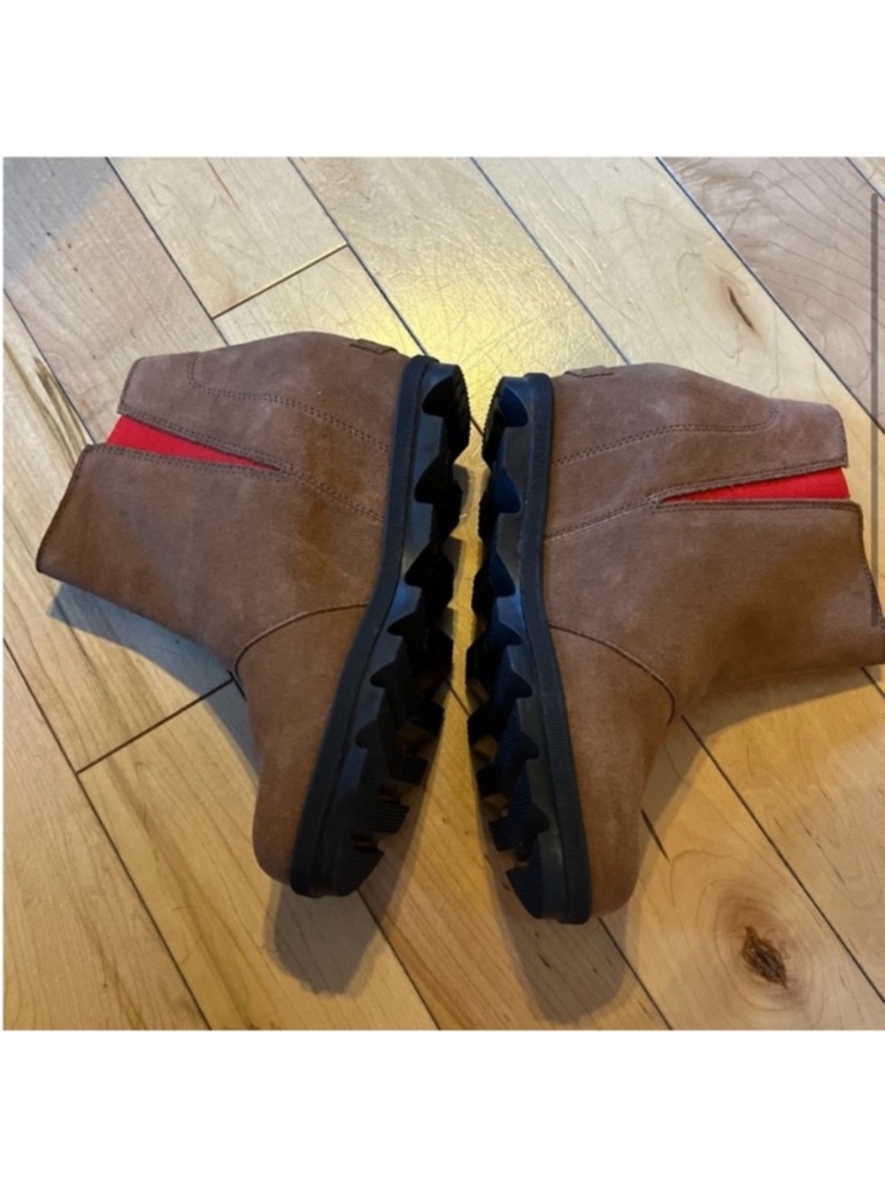 Sorel Joan of Arctic Wedge II Zip Tan and Red Booties size youth 5 or women's 37 - Picture 3 of 9